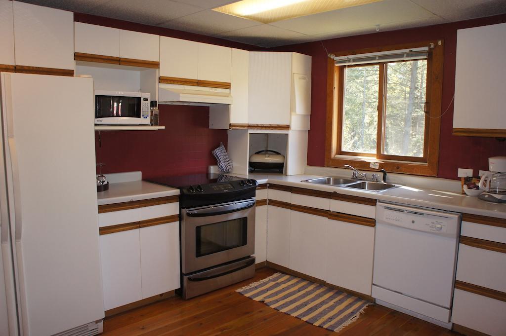 Fairmont Mountain Bungalows Fairmont Hot Springs Rom bilde