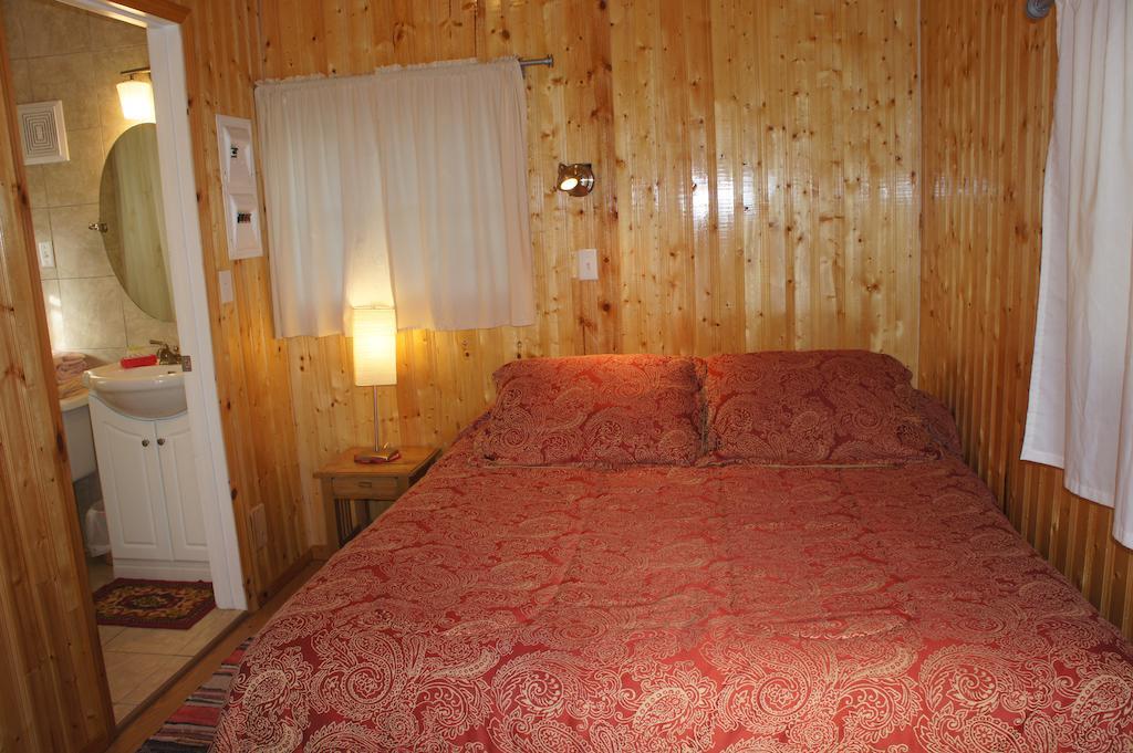 Fairmont Mountain Bungalows Fairmont Hot Springs Rom bilde
