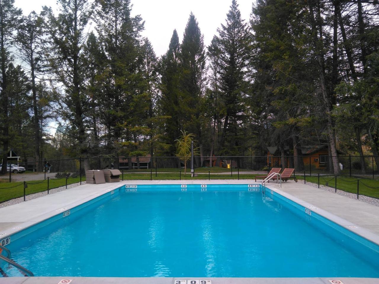 Fairmont Mountain Bungalows Fairmont Hot Springs Eksteriør bilde