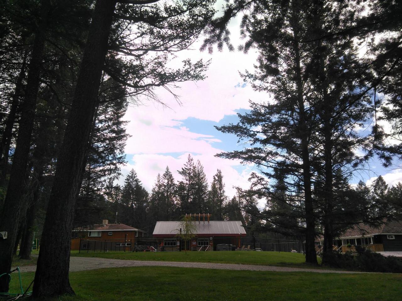 Fairmont Mountain Bungalows Fairmont Hot Springs Eksteriør bilde