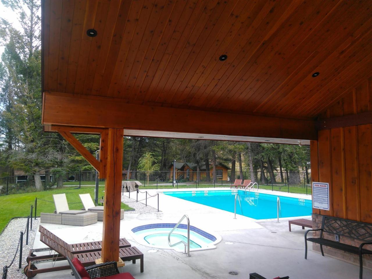 Fairmont Mountain Bungalows Fairmont Hot Springs Eksteriør bilde